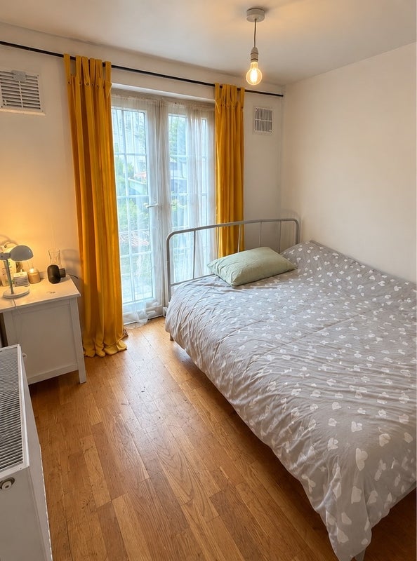 Room Woodvale Avenue in Greater London