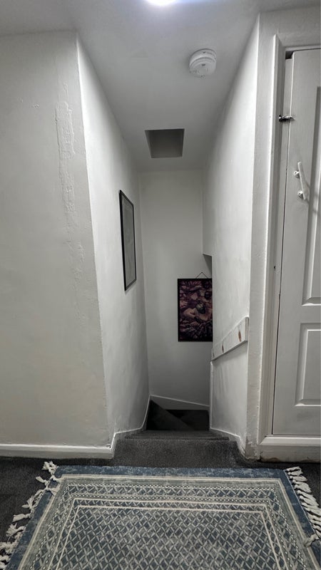 Room Woodvale Avenue in Greater London