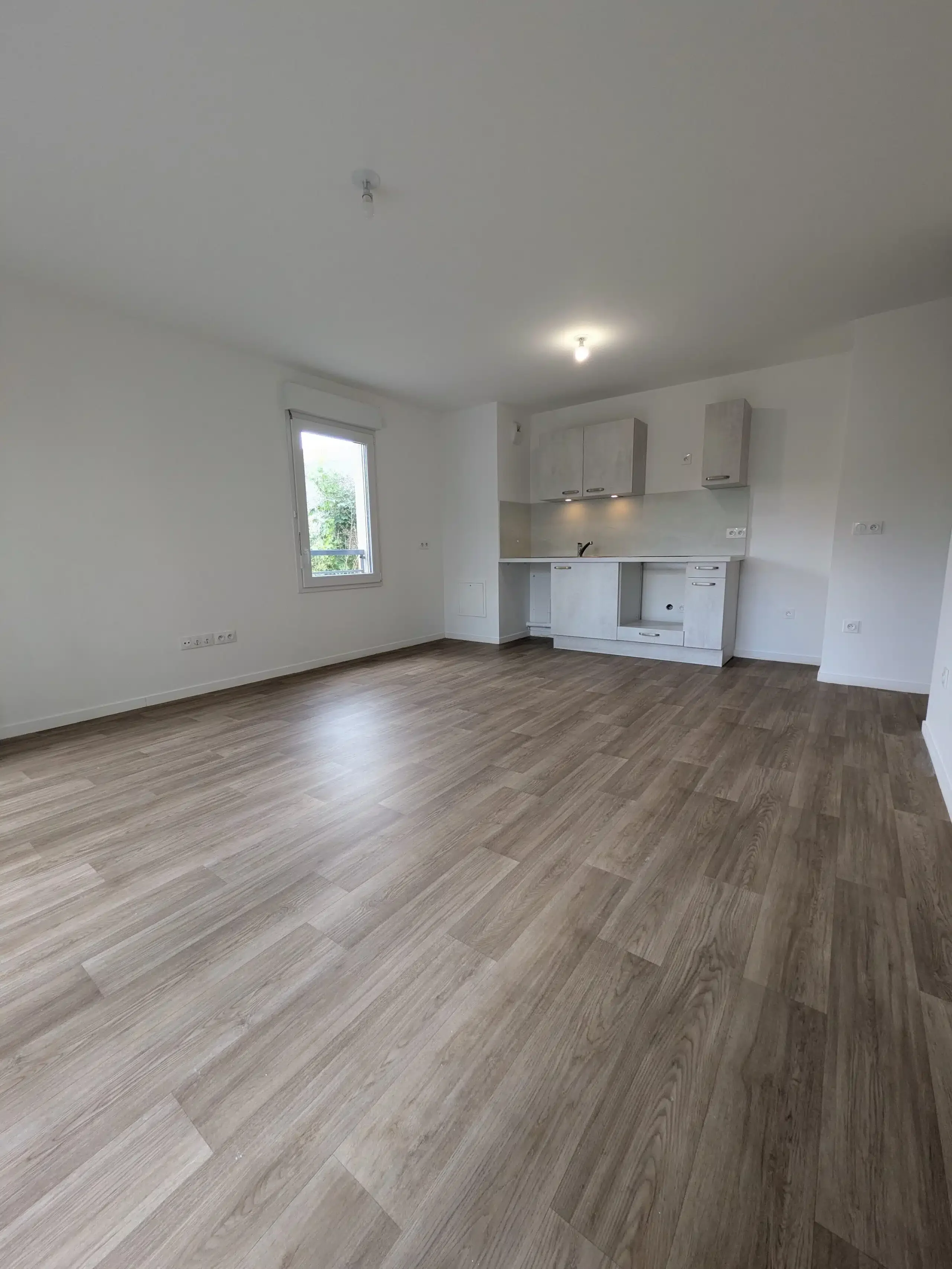 Flat Rue de la Fosse aux Anglais in Dammarie-les-Lys
