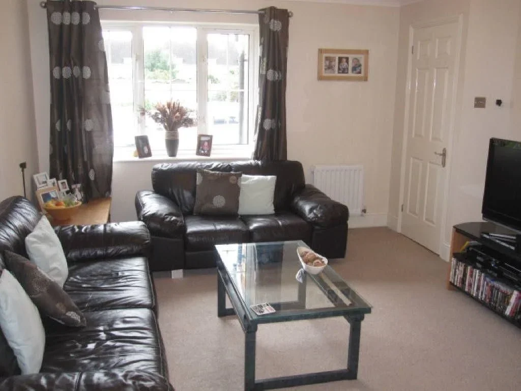 House Heyford Way in Welwyn Hatfield