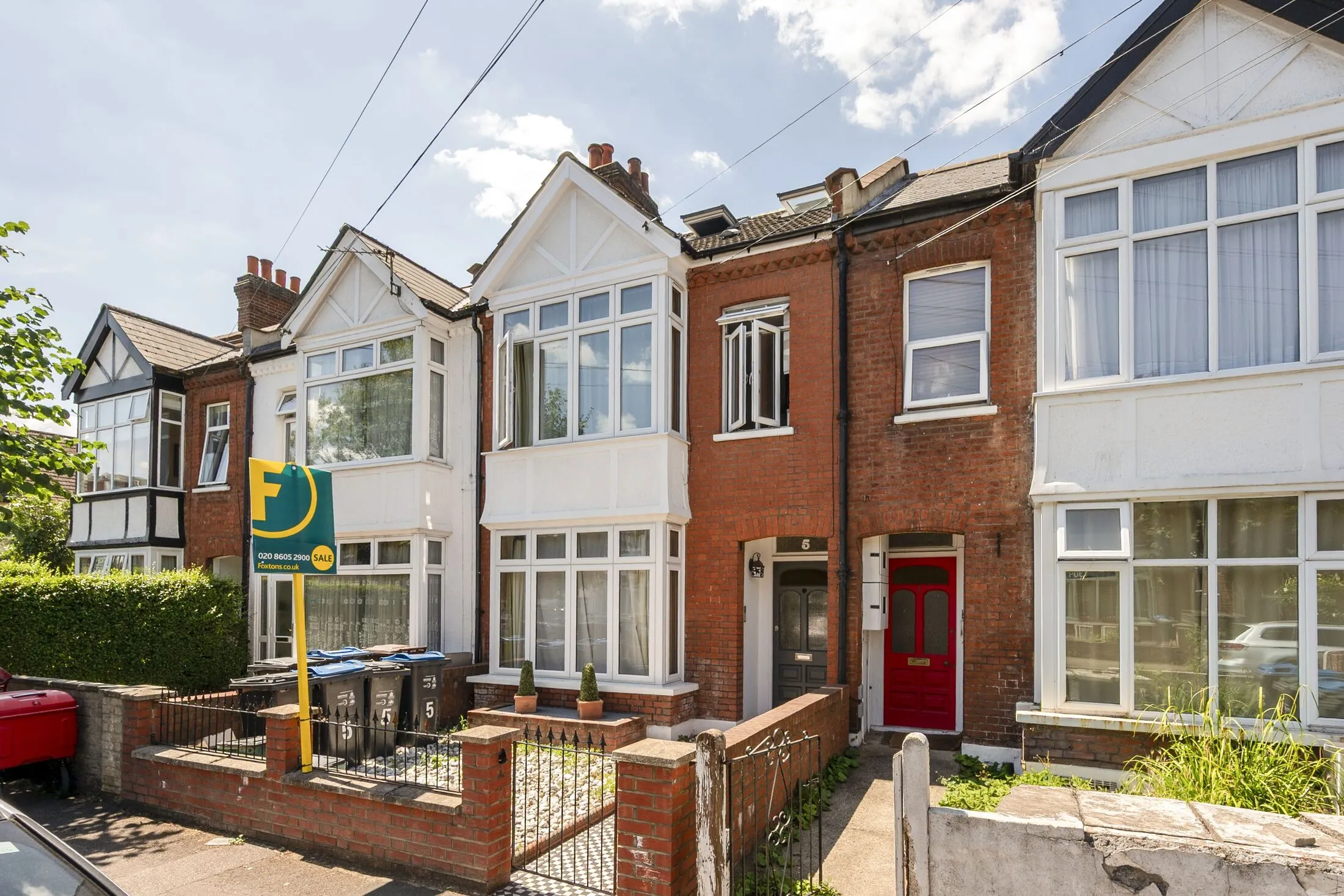 Flat Kingston Road in Greater London