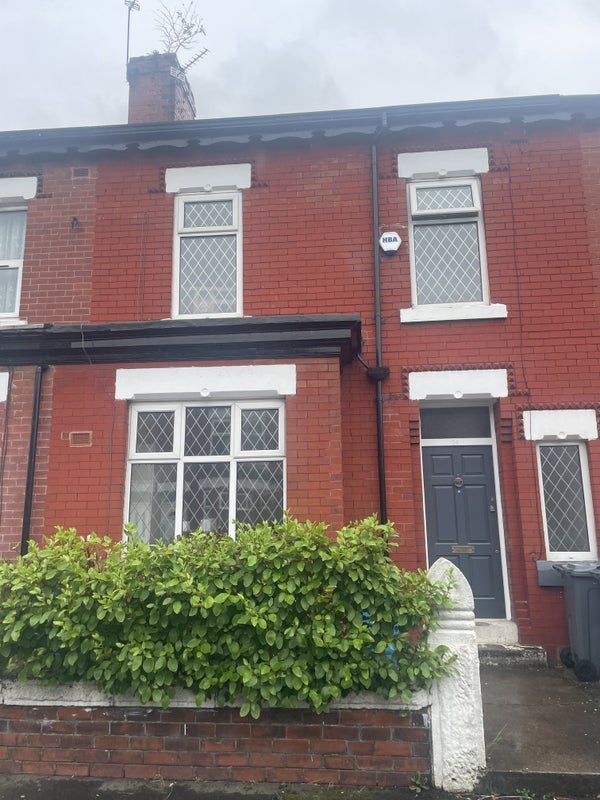 House Ashfield Road in Manchester