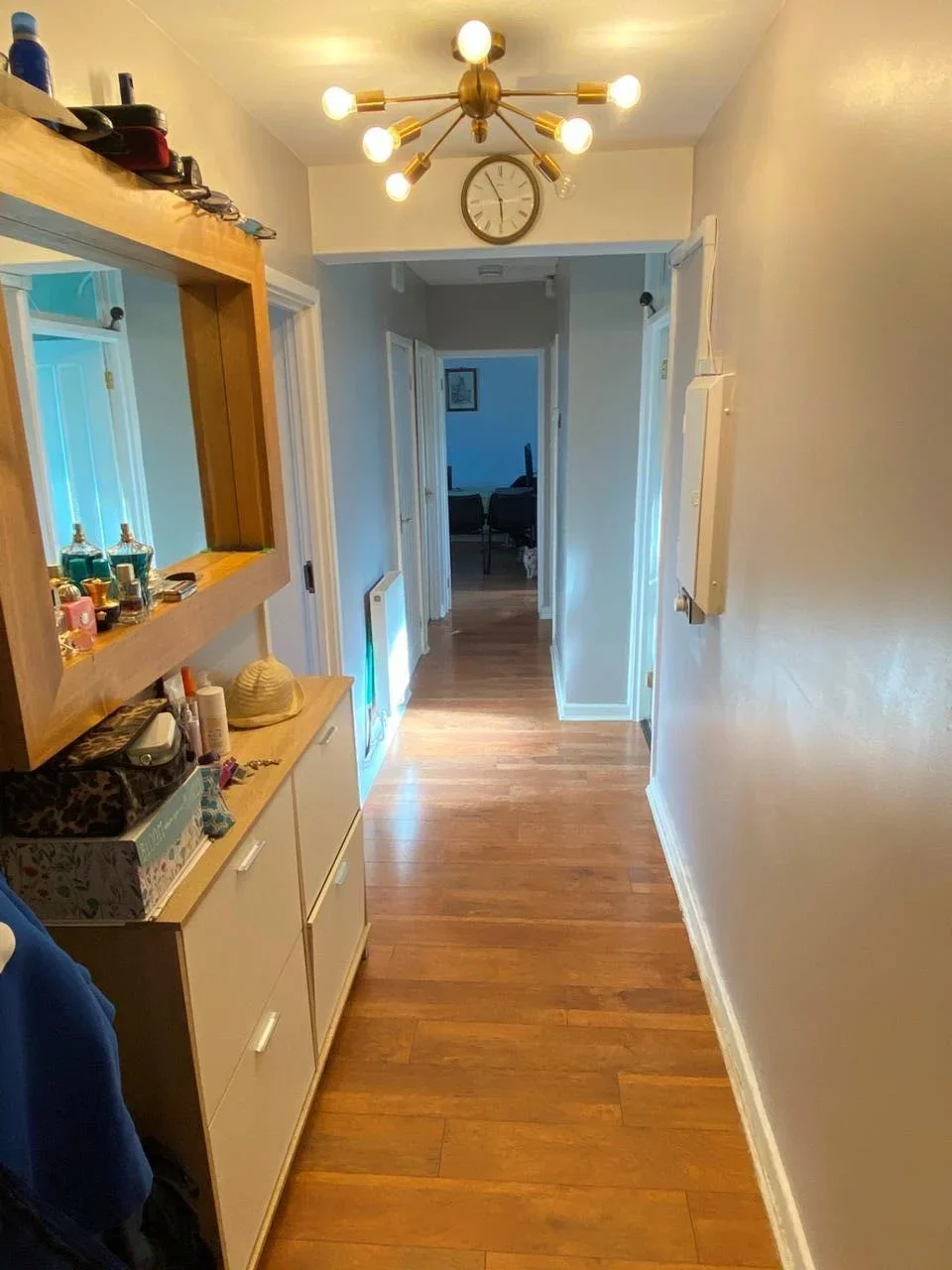 Flat Ashford Street in Greater London