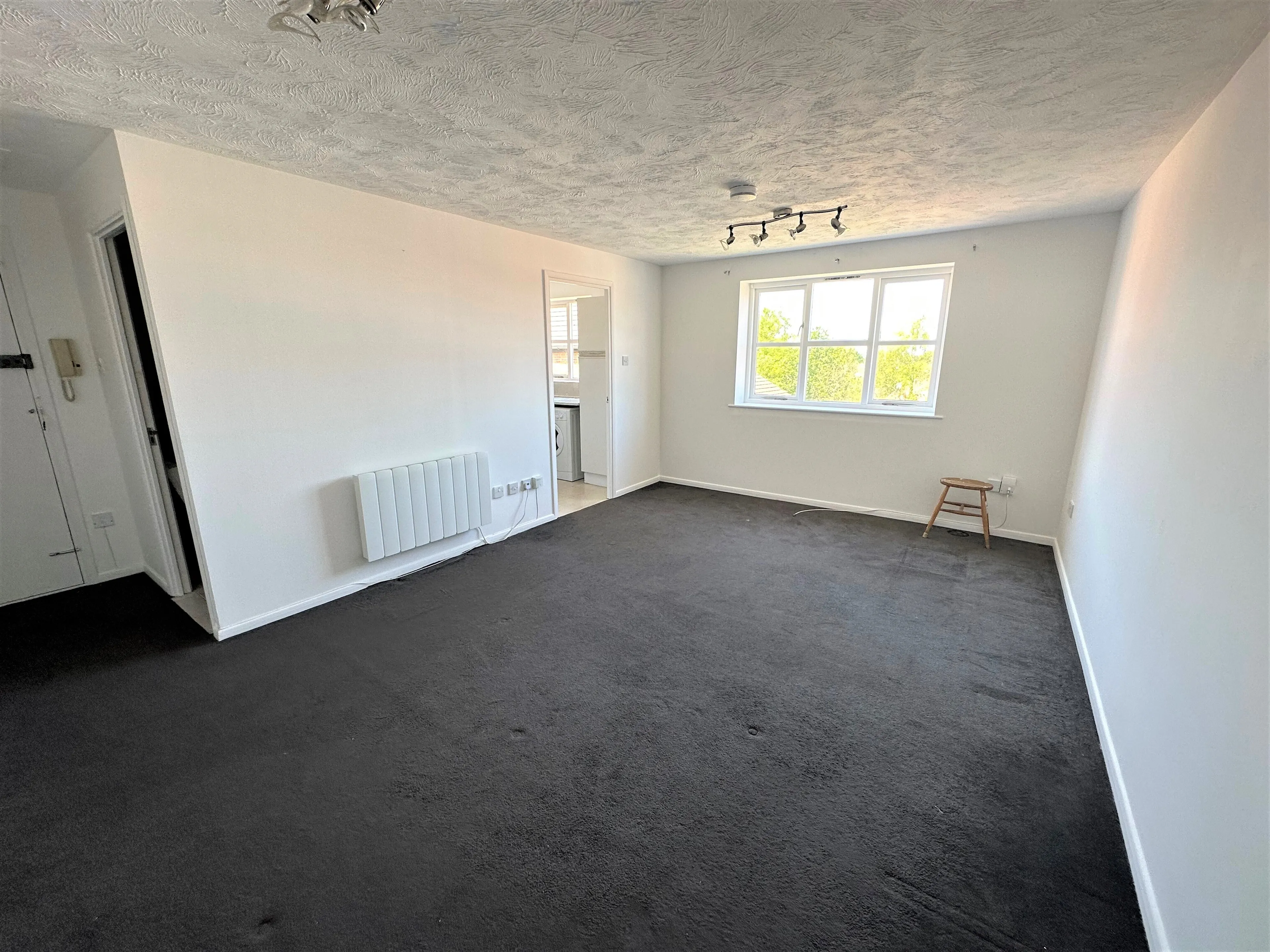 Flat Marmet Avenue in North Hertfordshire