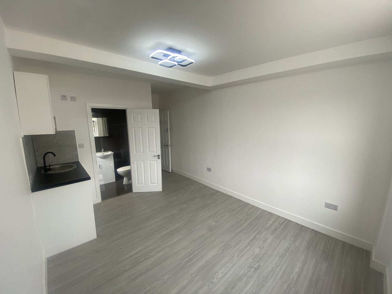 Flat Staplehurst Road in Greater London