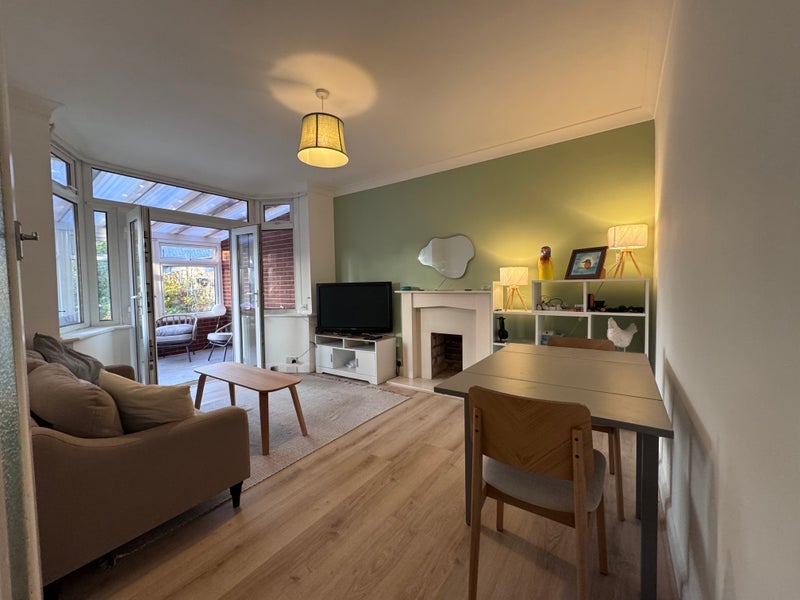 Room Ibbett Road in Bournemouth
