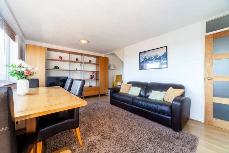 Flat Peterstow Close in Greater London