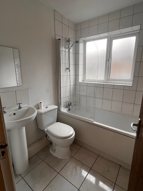 Flat Victoria Terrace in Leeds