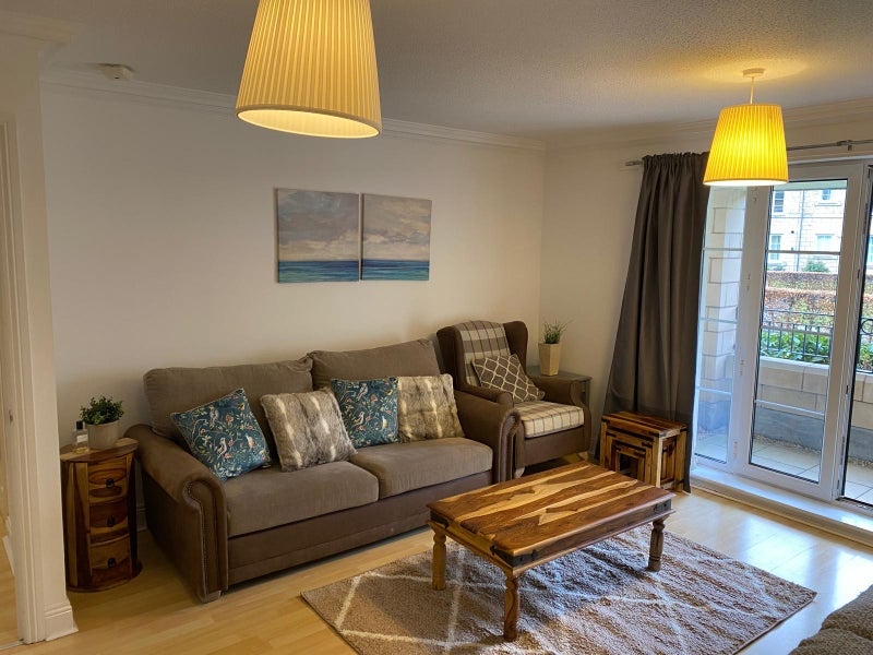 Flat Powderhall Rigg in City of Edinburgh