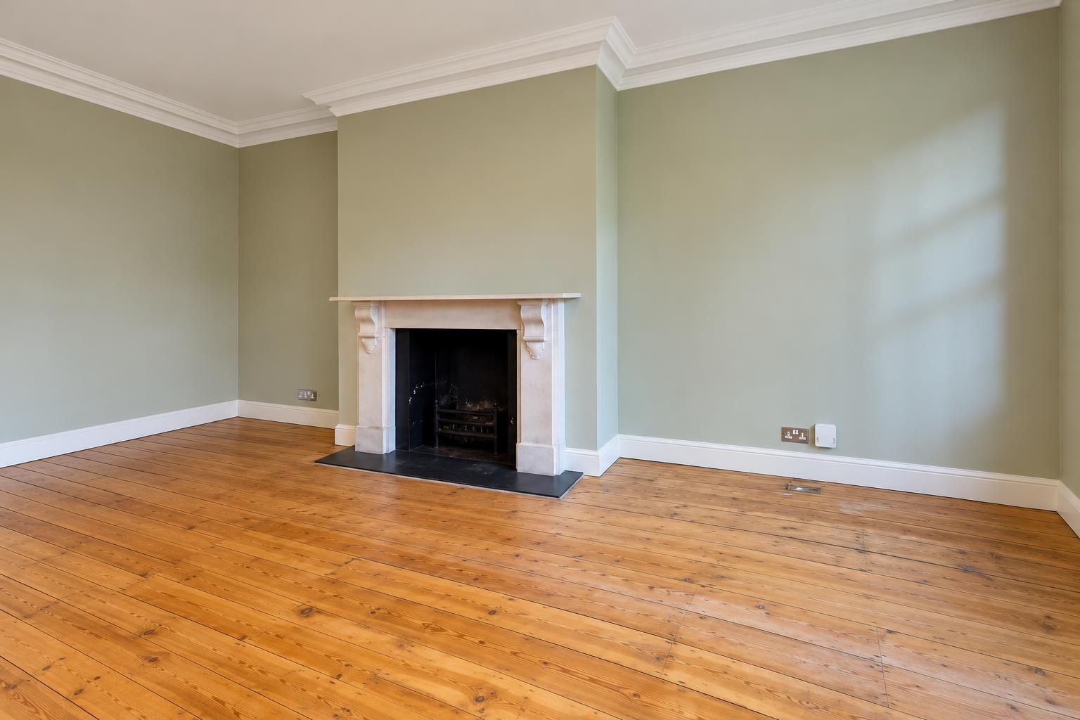 Flat Warrington Crescent in City of Westminster