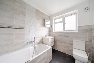 Flat Carters Hill Close in Greater London