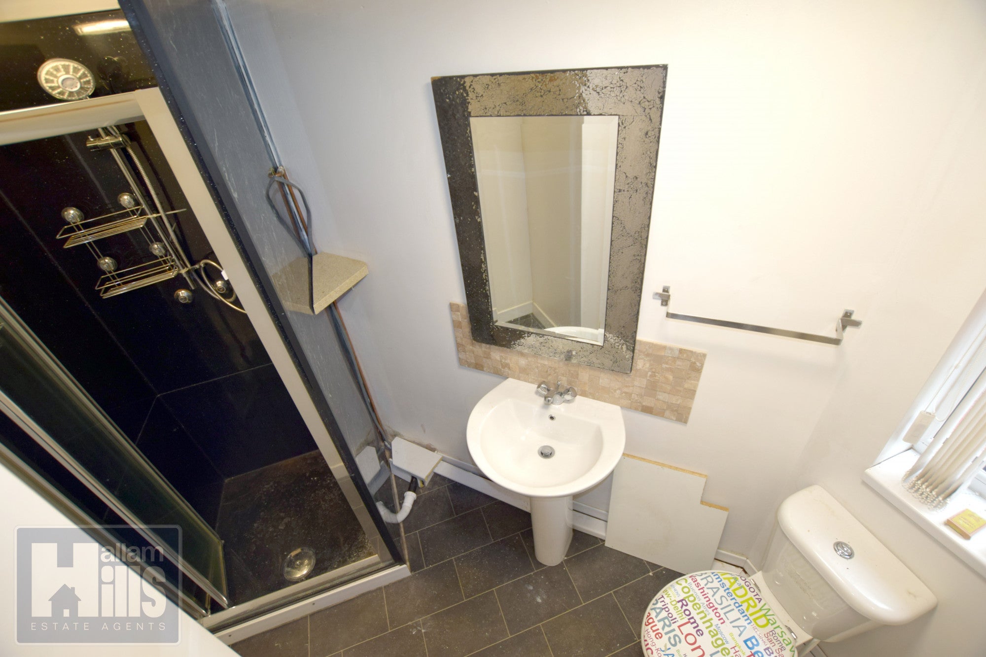 Flat Chippinghouse Road in Sheffield