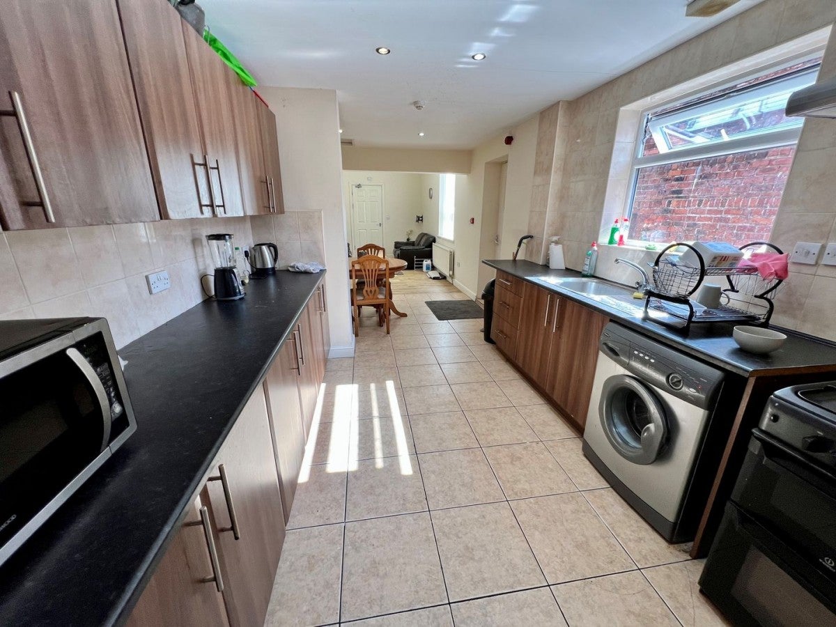 Room Elmwood Street in Sunderland