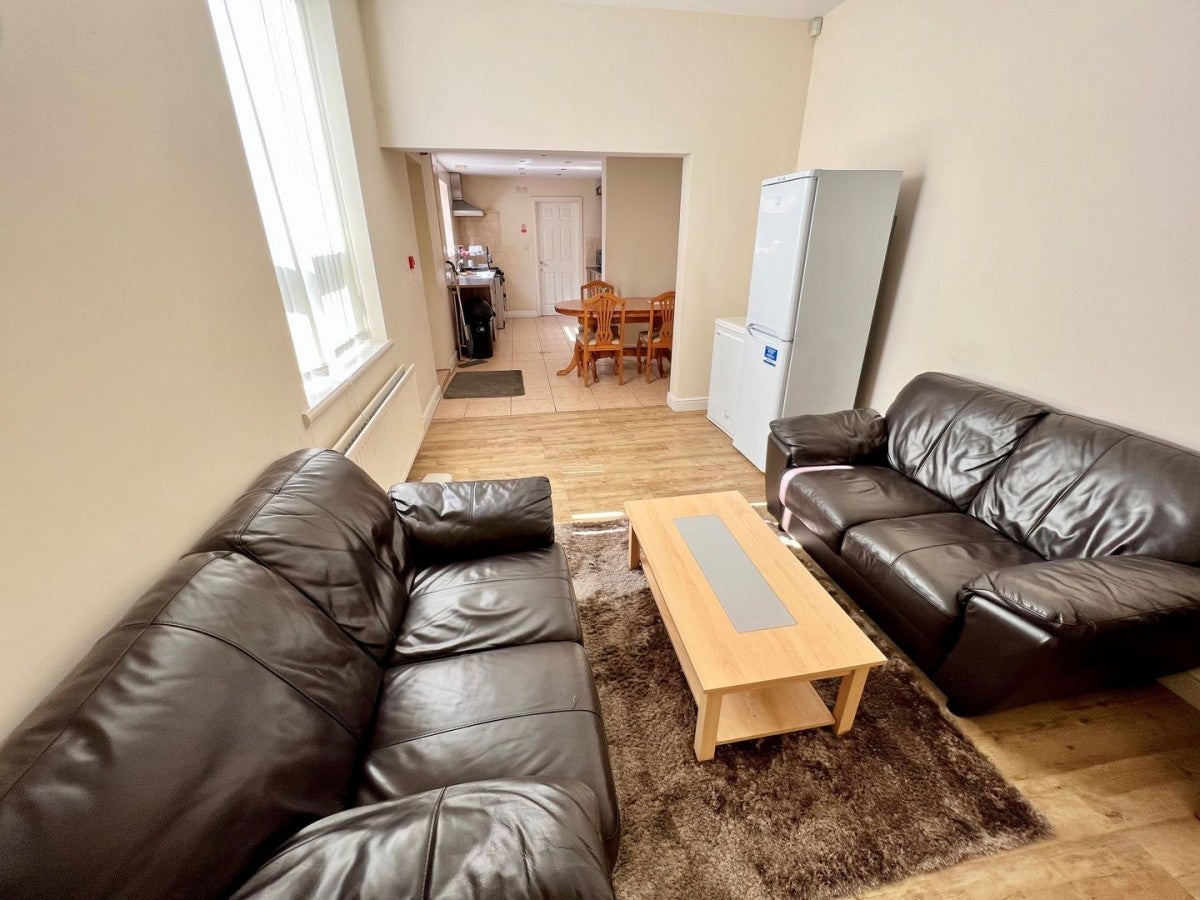 Room Elmwood Street in Sunderland