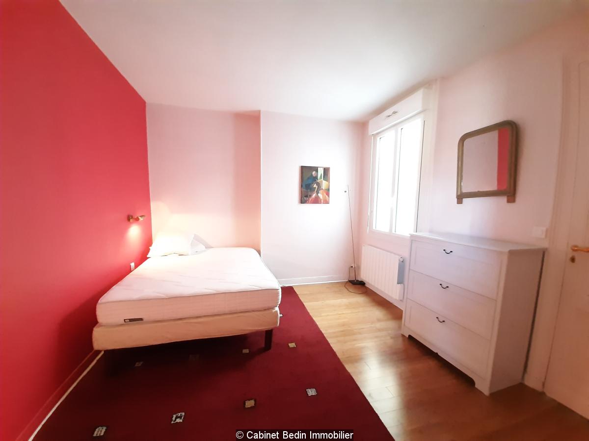 Flat Rue du Docteur Albert Barraud in Bordeaux