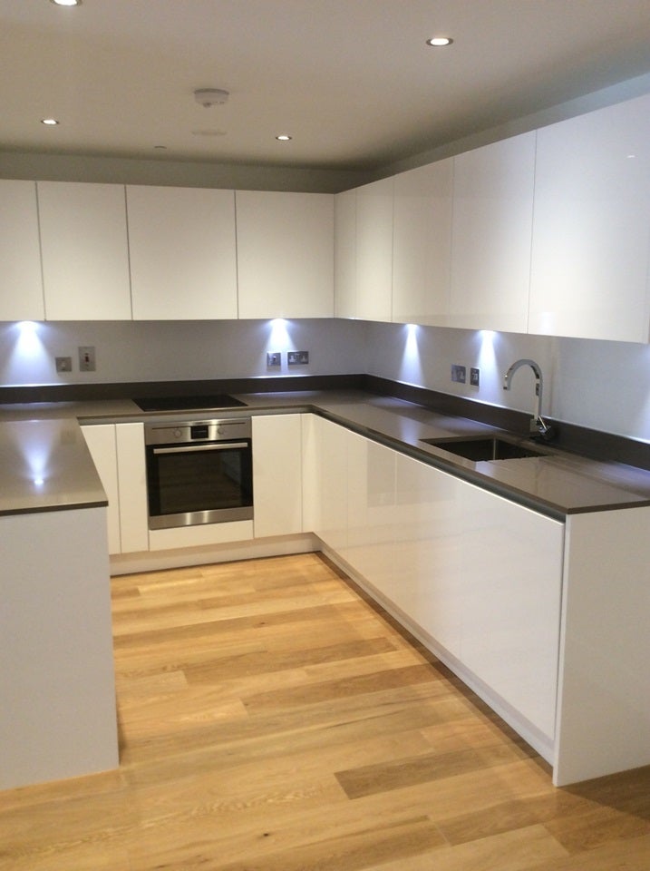 Flat Love Lane in Greater London