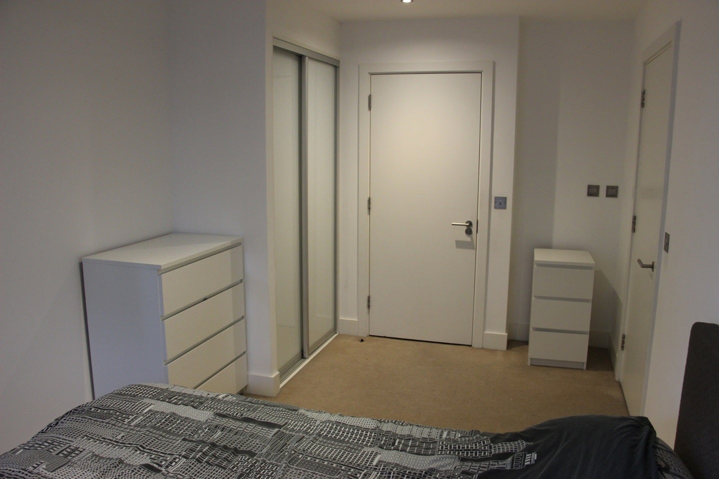 Flat Love Lane in Greater London
