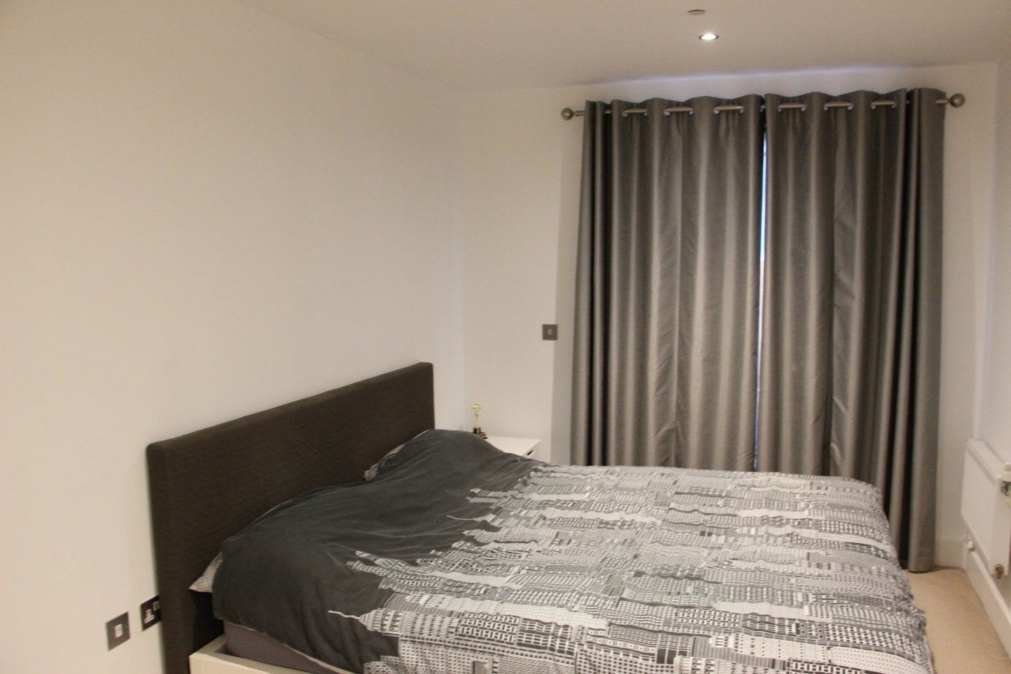 Flat Love Lane in Greater London