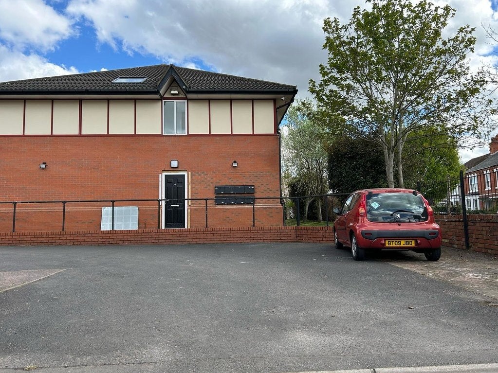Flat Lodge Road in Coventry