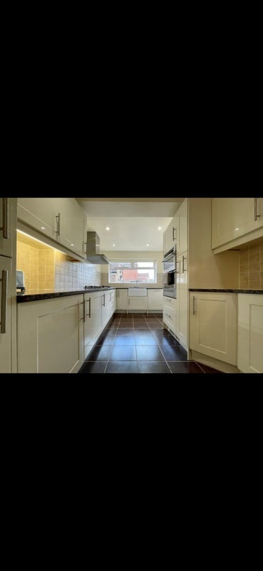 House Kew Close in Kenilworth