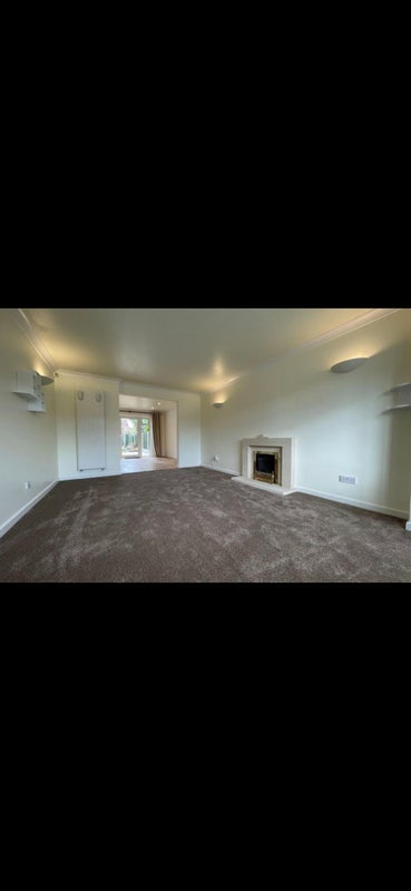 House Kew Close in Kenilworth