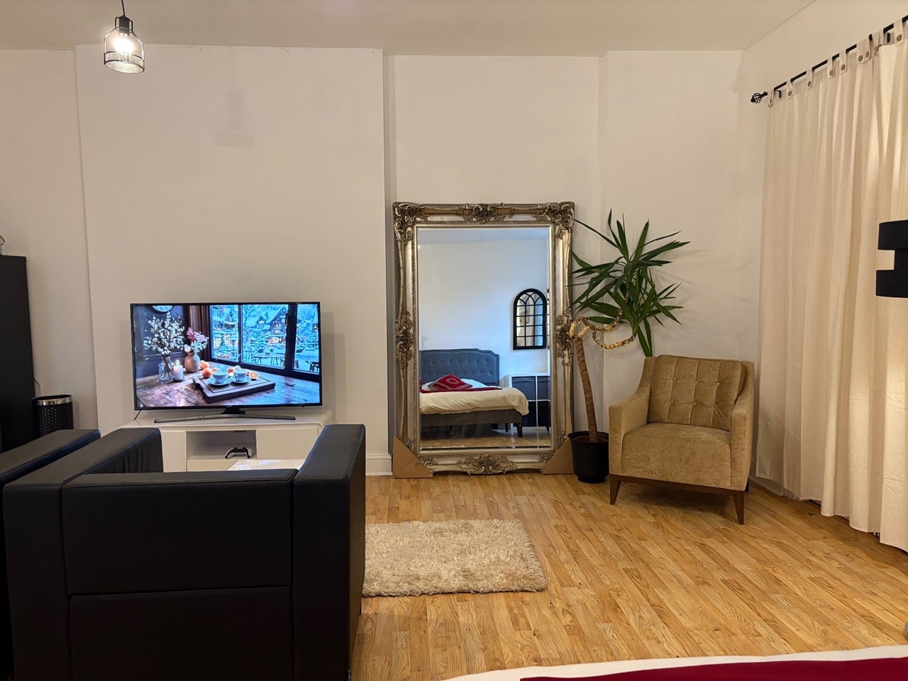 Room Fieldgate Street in Greater London