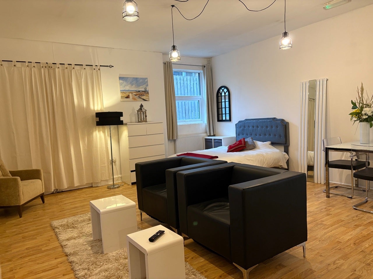 Room Fieldgate Street in Greater London