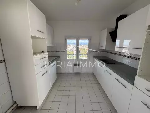 Appartement Rue de la République à Fréjus