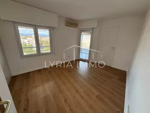 Appartement Rue de la République à Fréjus