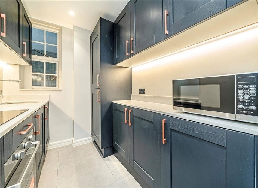 Flat Devonshire Street in City of Westminster