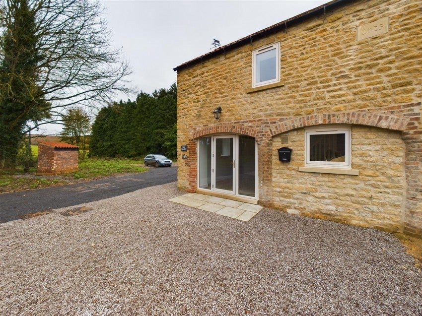 House Whitwell Road in Welburn