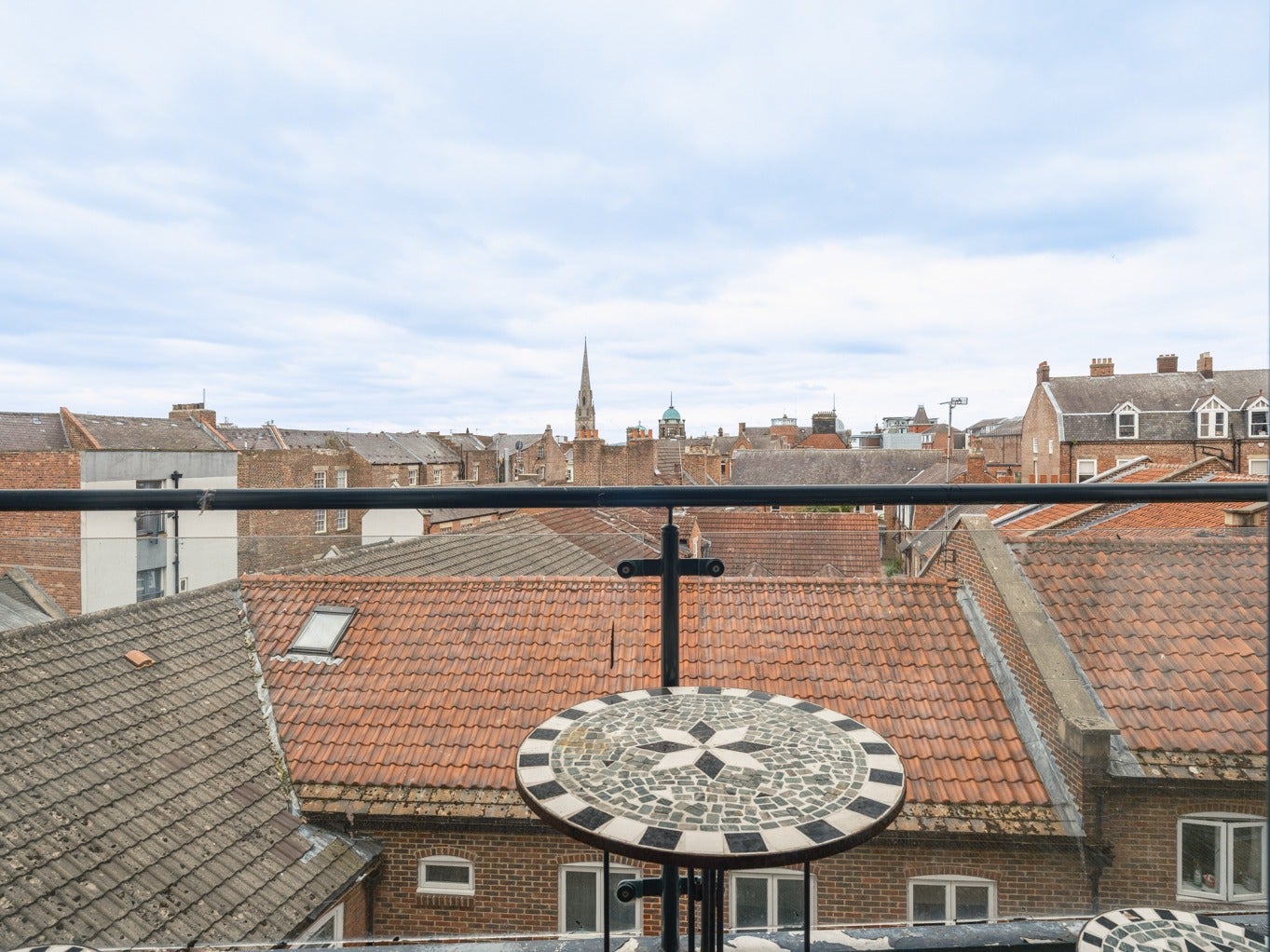 Flat Low Friar Street in Newcastle upon Tyne