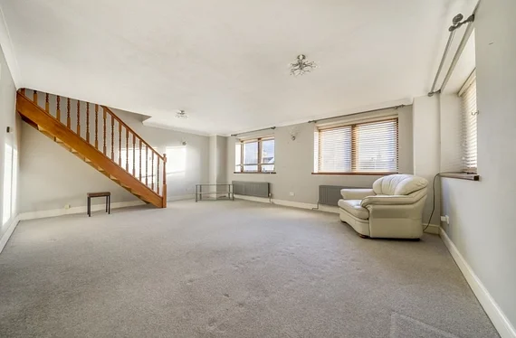 Flat Stanstead Road in Greater London