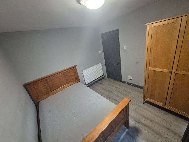 Room Cressells in Basildon