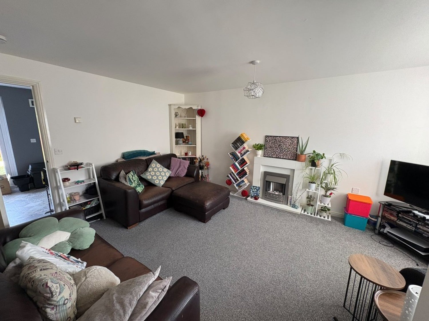 House Parkedge Close in Wigan
