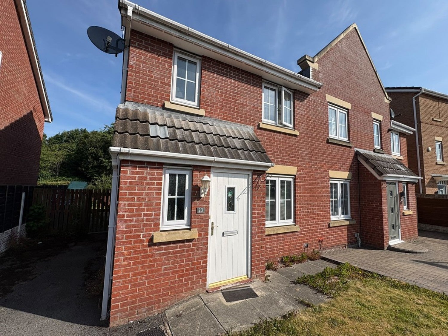 House Parkedge Close in Wigan