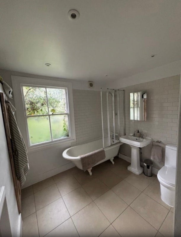 Room Palatine Road in Greater London
