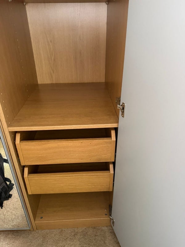 Flat Beaumont Crescent in Greater London
