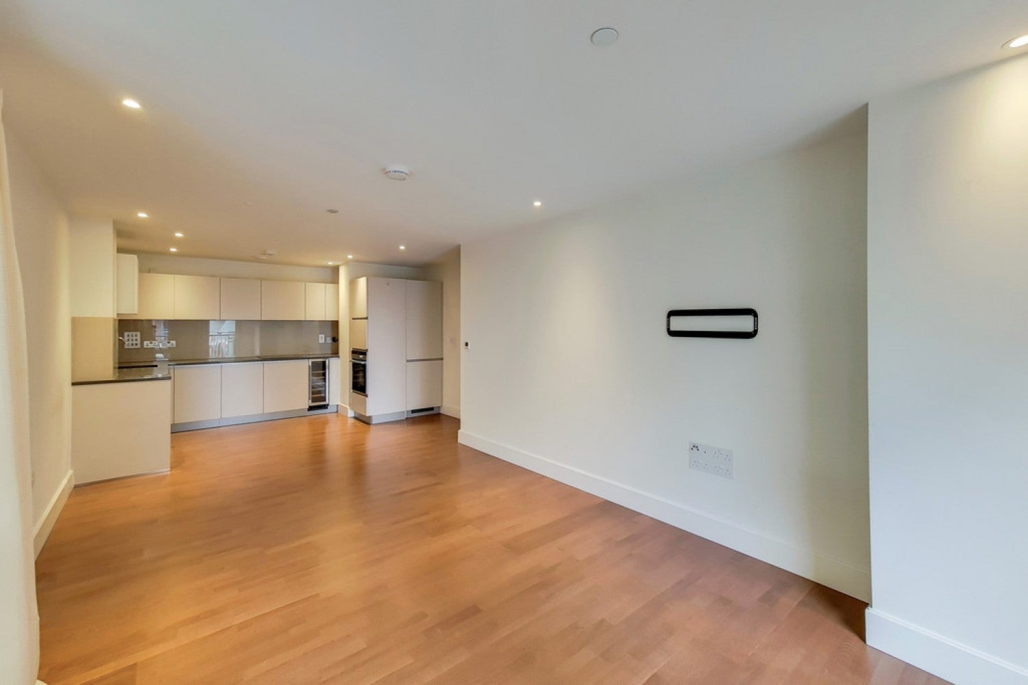 Flat Skerne Road in Greater London