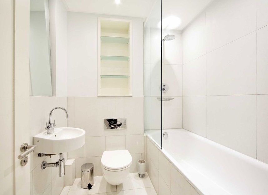 Flat Dunraven Street in City of Westminster