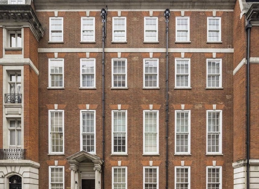 Flat Dunraven Street in City of Westminster