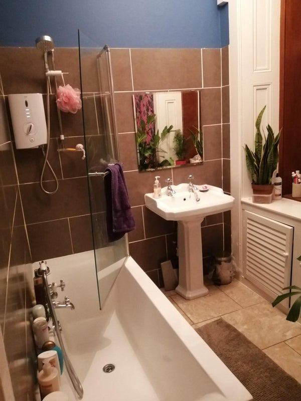 Room Strathbrock Place in Uphall