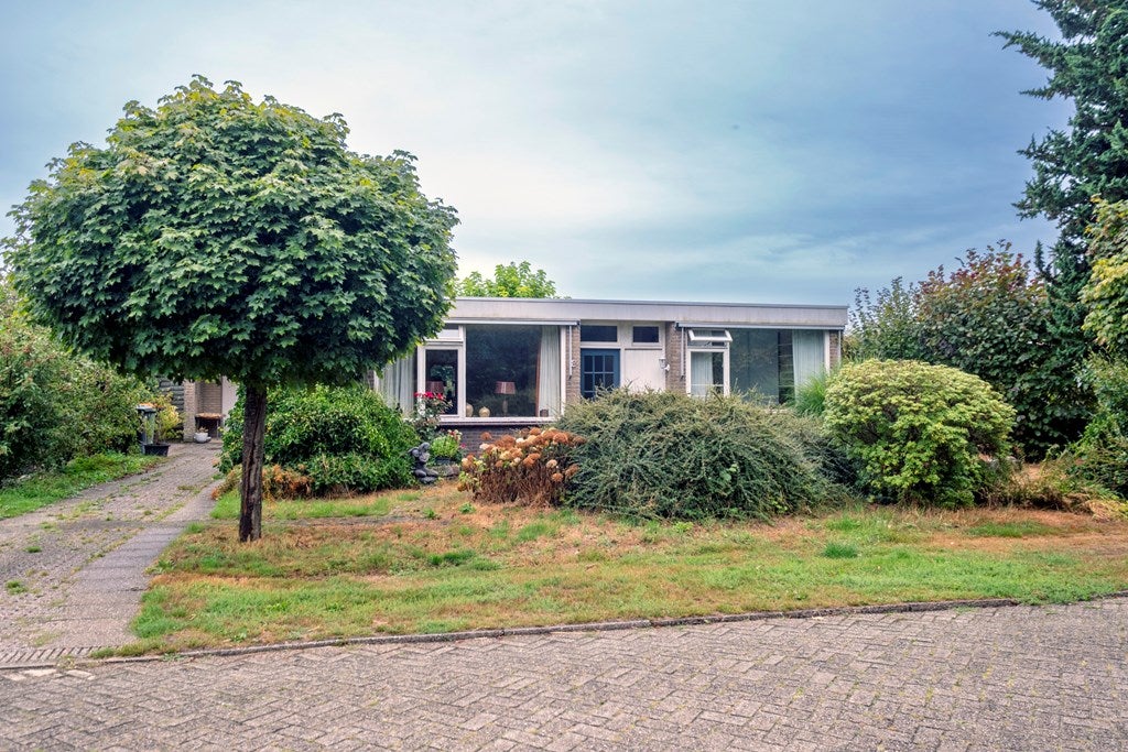 Huis Kloosterweg 8 in Emmer-Compascuum