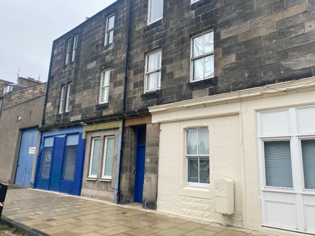 Flat Madeira Street in City of Edinburgh