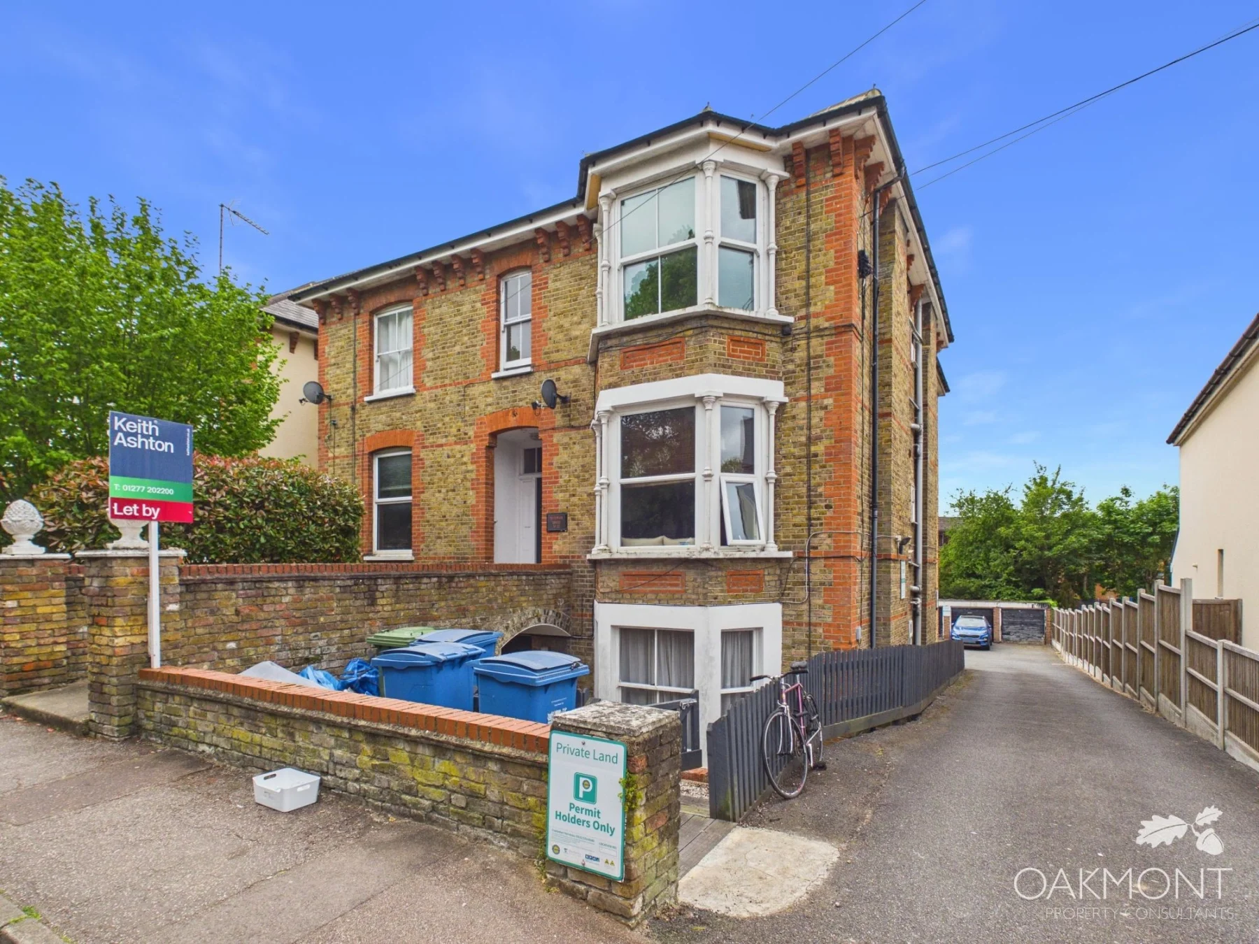 Flat Rose Valley in Brentwood