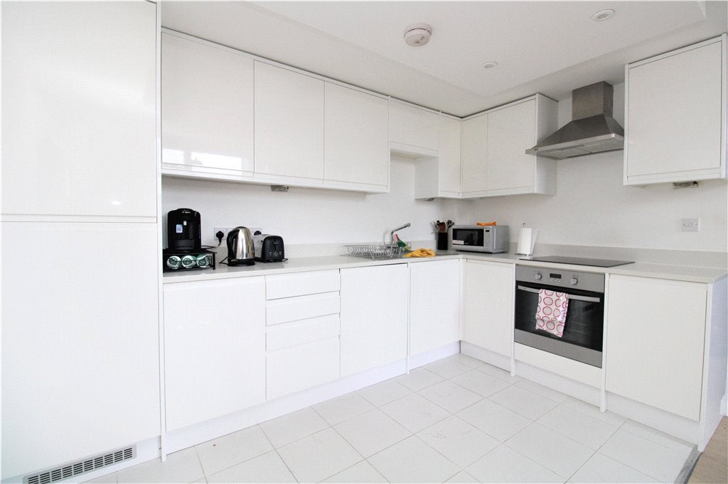 Flat Durnsford Road in Greater London