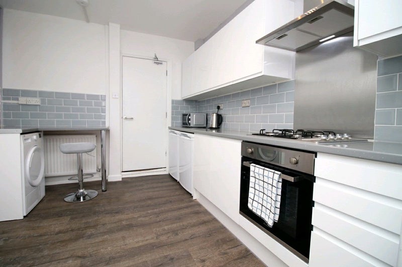 Room Florentia Street in Cardiff