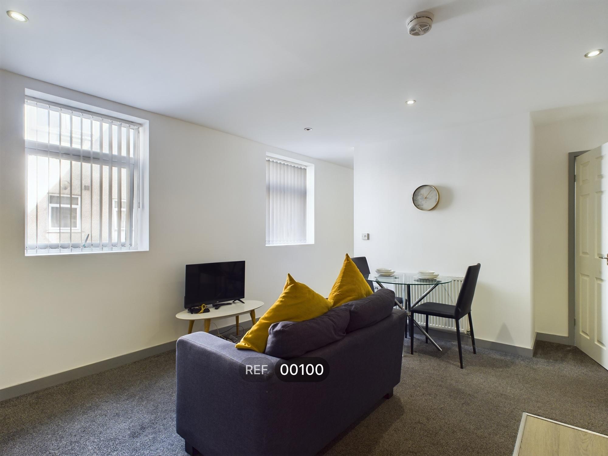 Flat Anlaby Road in Hull