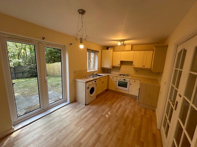 House Oak Way in Tircoed