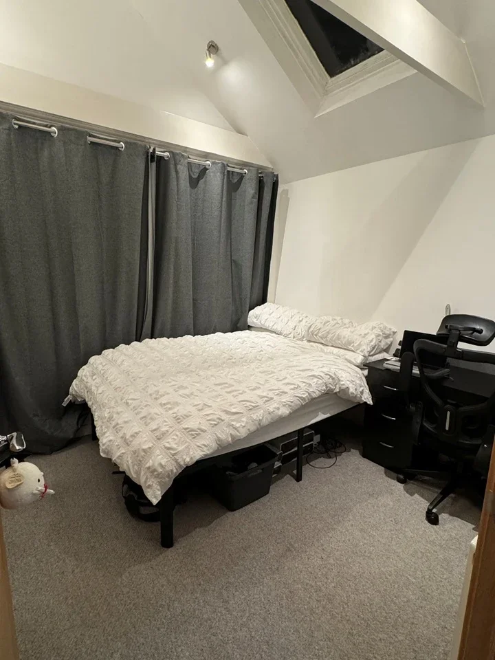 Flat Ford's Place in Greater London